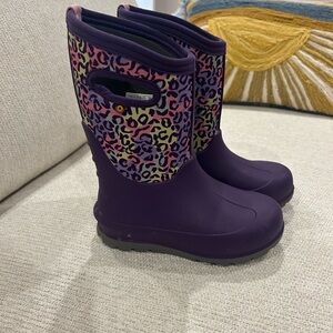 Purple Bogs Leopard Print Rain Boots kids size 1 like new